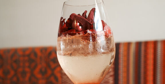 MAGDAS_Hotel_Vienna_City_Lokal_Rosenspritzer(c)MAGDAS_Hotel